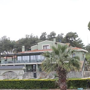 Belizi Hotel